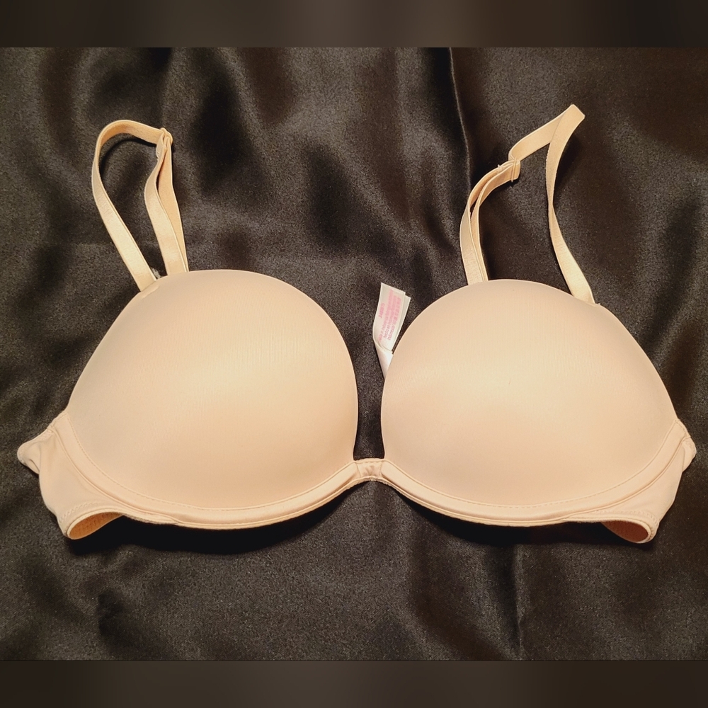 NWOT Victoria's Secret Pink Push Up Bra